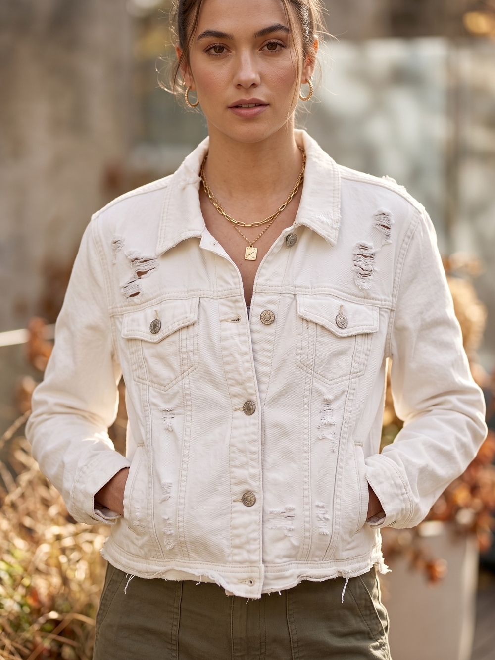 American Eagle White Distressed Denim Jacket Indie Sleaze Raw Hem Streetwear